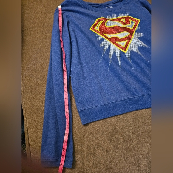 Superman Long Sleeve Round Neckline Glitter Logo Sweatshirt Size XXL Juniors - Picture 10 of 11